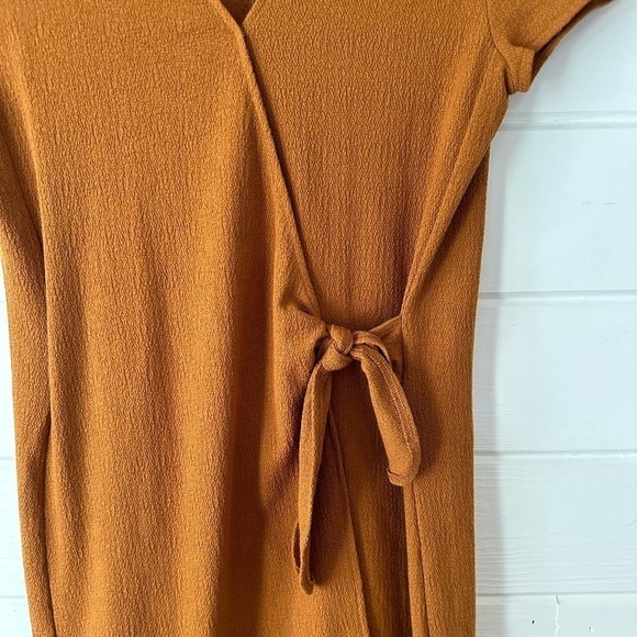 Madewell Texture & Thread Short Sleeve Side Tie Faux Wrap Mustard Dress Sz XS - Picture 4 of 7